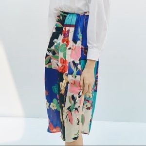 Zara Floral Print Skirt - NWT Size Small